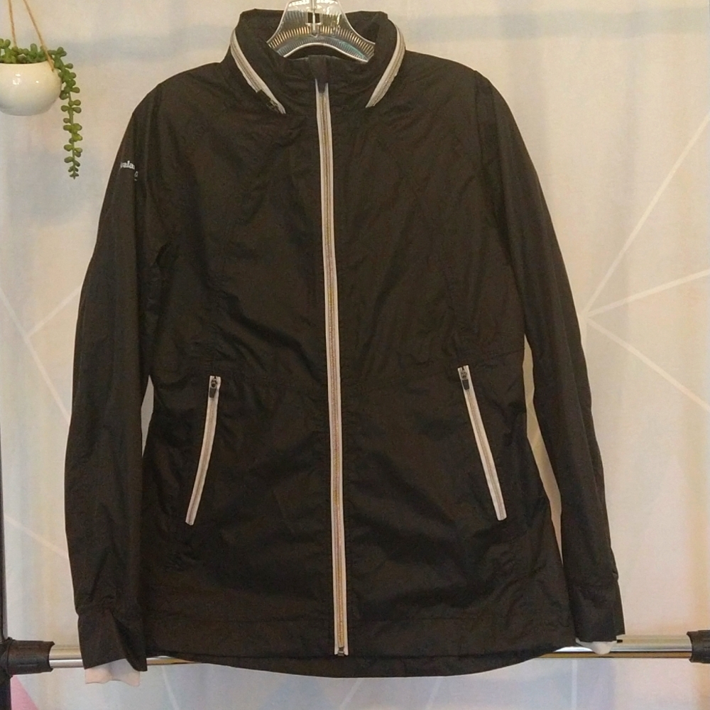 Avalanche raincoat windbreaker